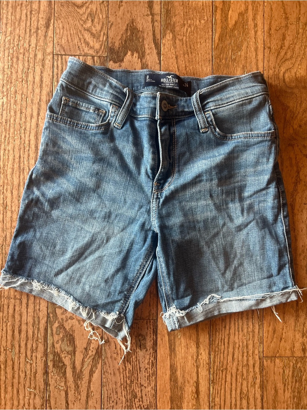 Juniors Hollister Light Blue Denim Cutoff Shorts with Frayed Hem size 24